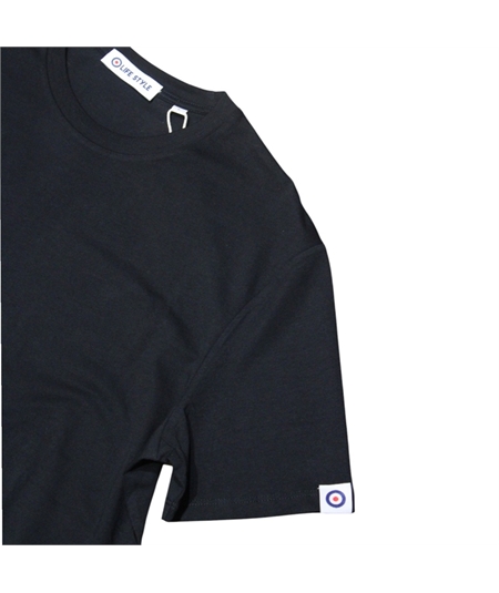 t-shirt nero 2